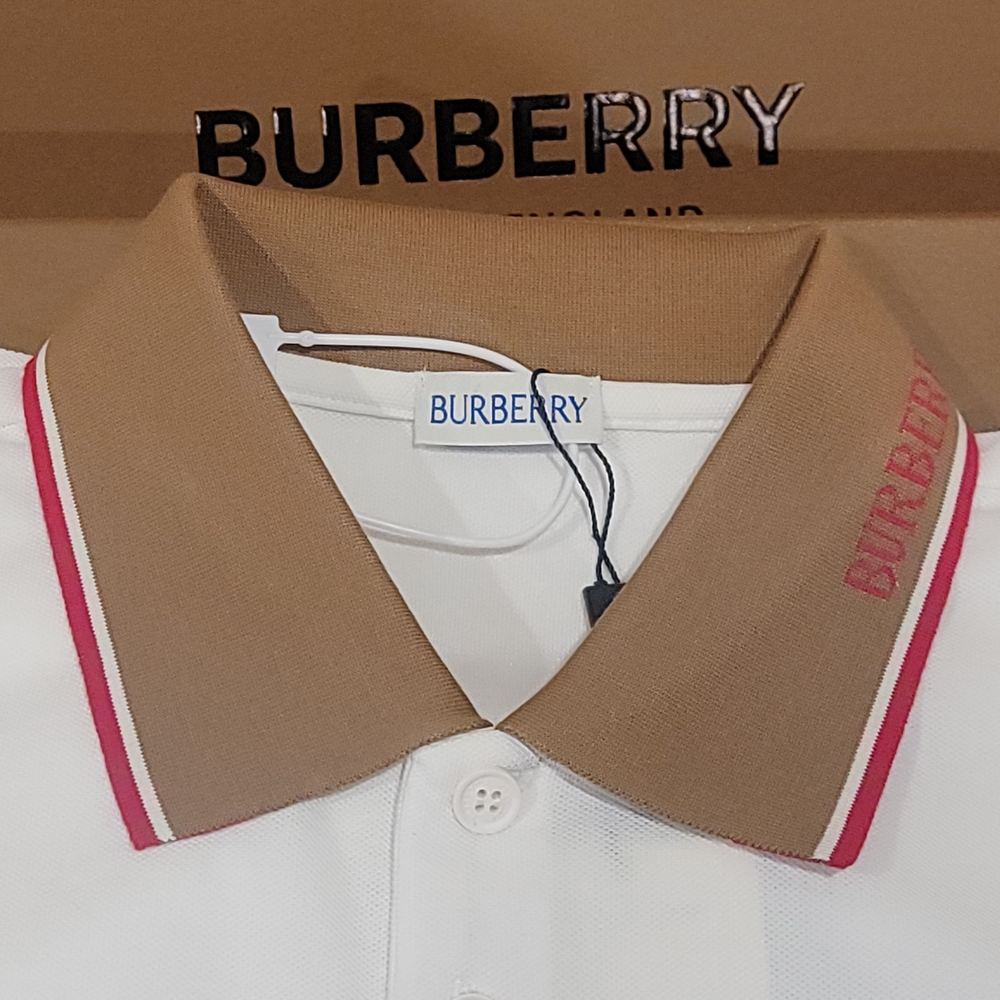 Burberry Men's White Shirt with Tan Collar